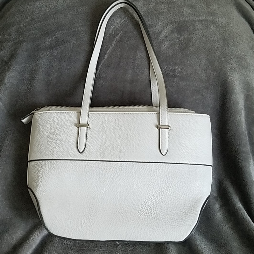 Purse - Picture 2 of 4